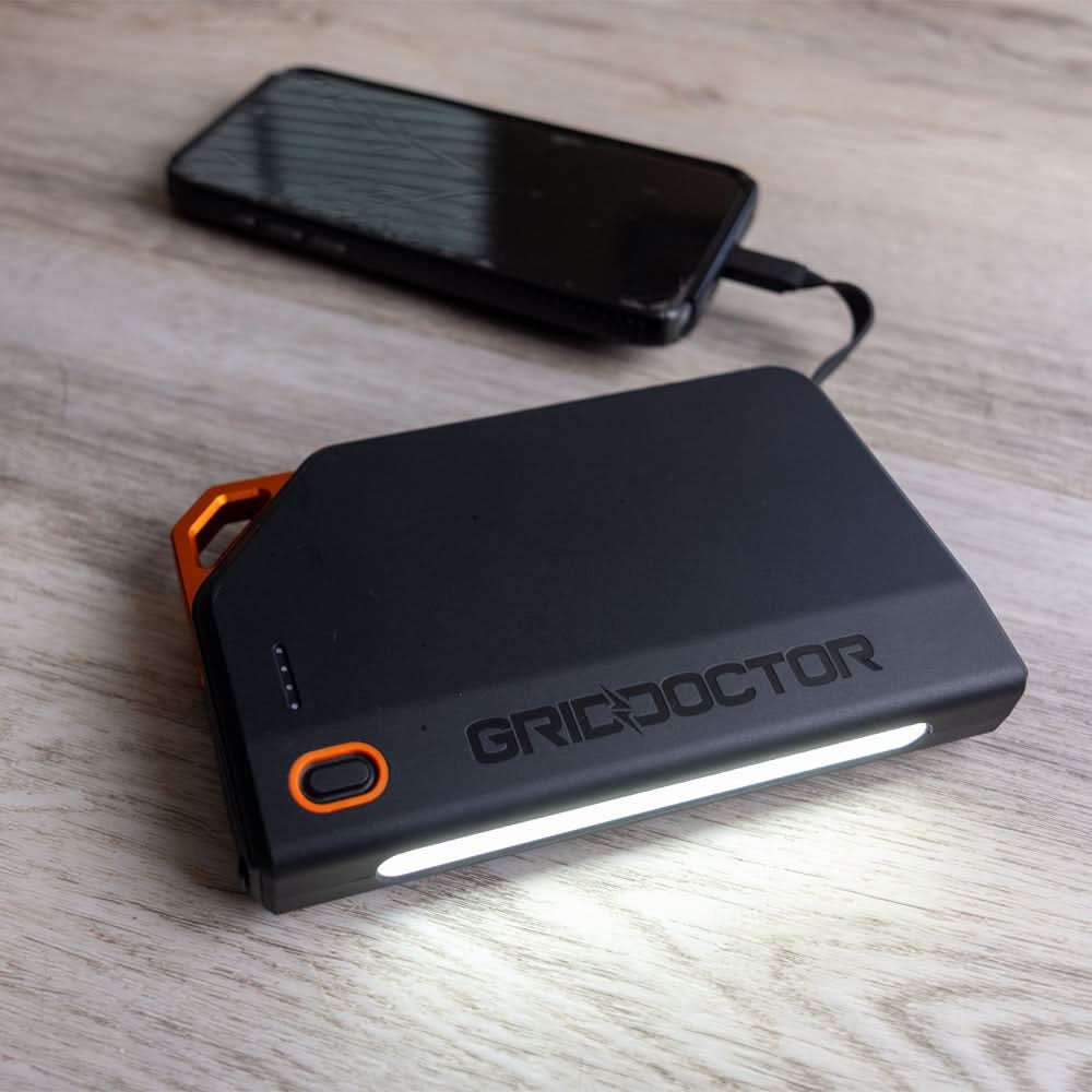 65W Powerbank charging a phone