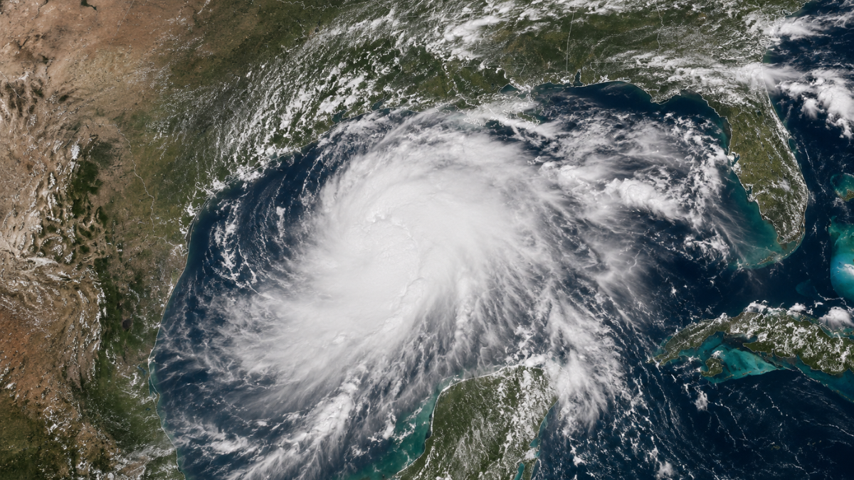 Tropical Rainstorm Arthur makes landfall in Texas, raising flood risk across southern US