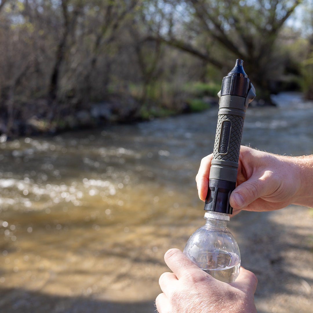 Survival Straw Personal Water Filter by Aquamira