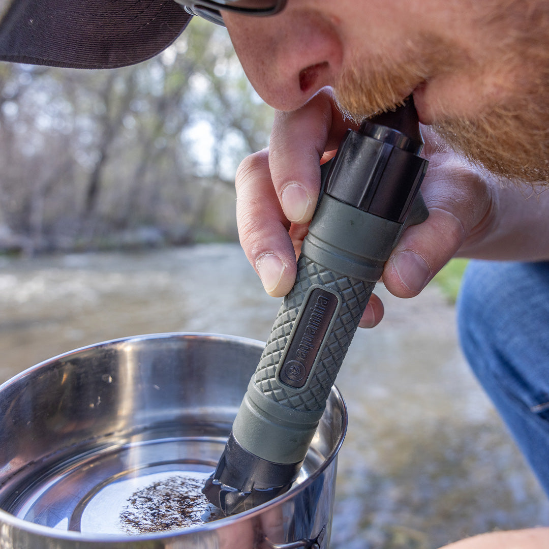 Survival Straw Personal Water Filter by Aquamira