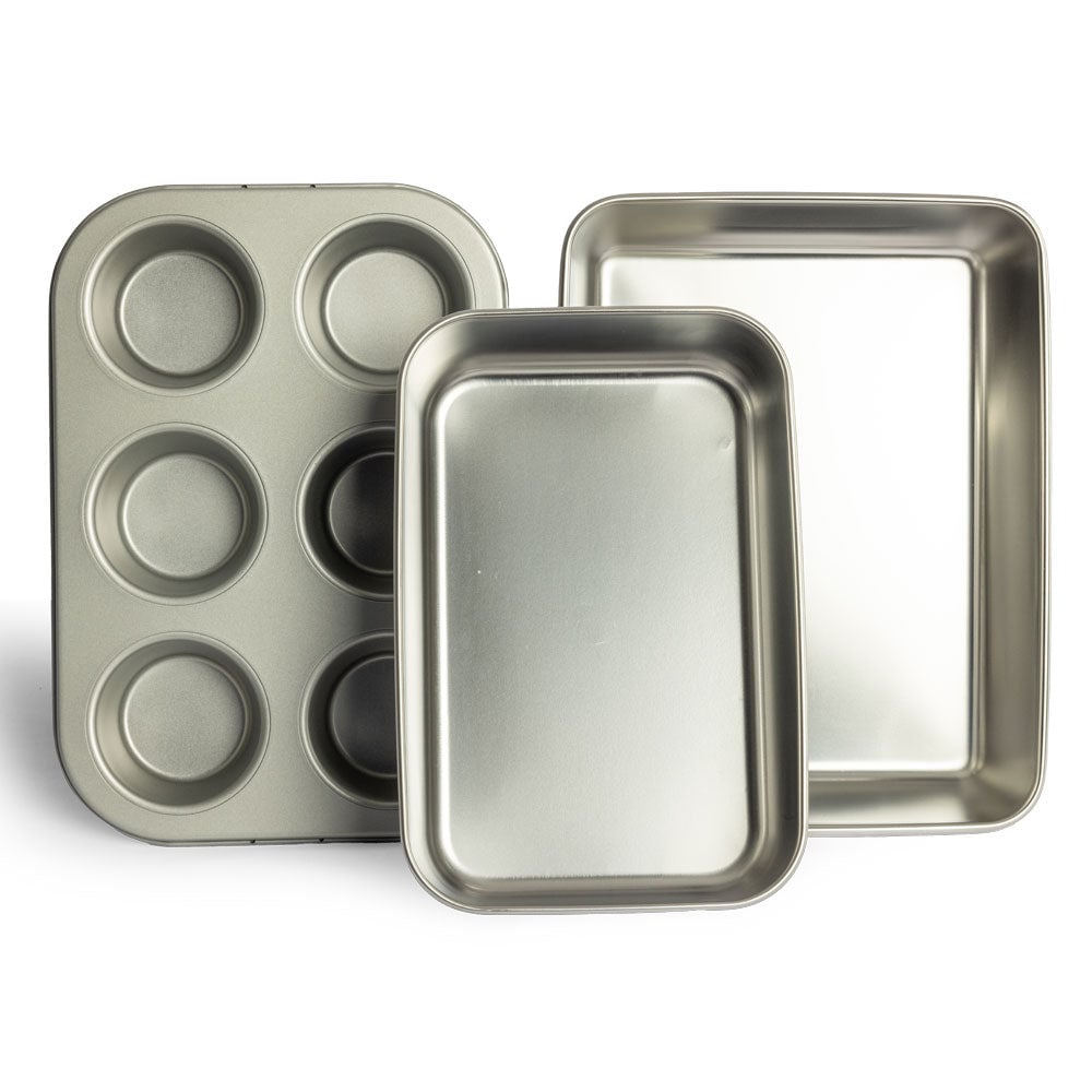 EMBER Off-Grid Biomass Oven PLUS Carrying Case & Pan Kit by InstaFire