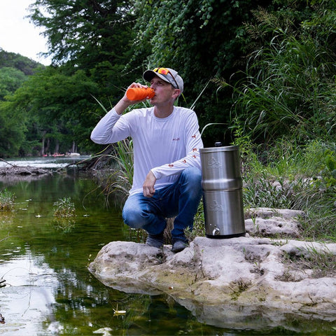 Image of Alexapure Pro Water Filtration System Plus 2 FREE Filters